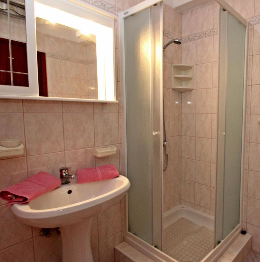 Apartman Ornela Porec Ngoại thất bức ảnh