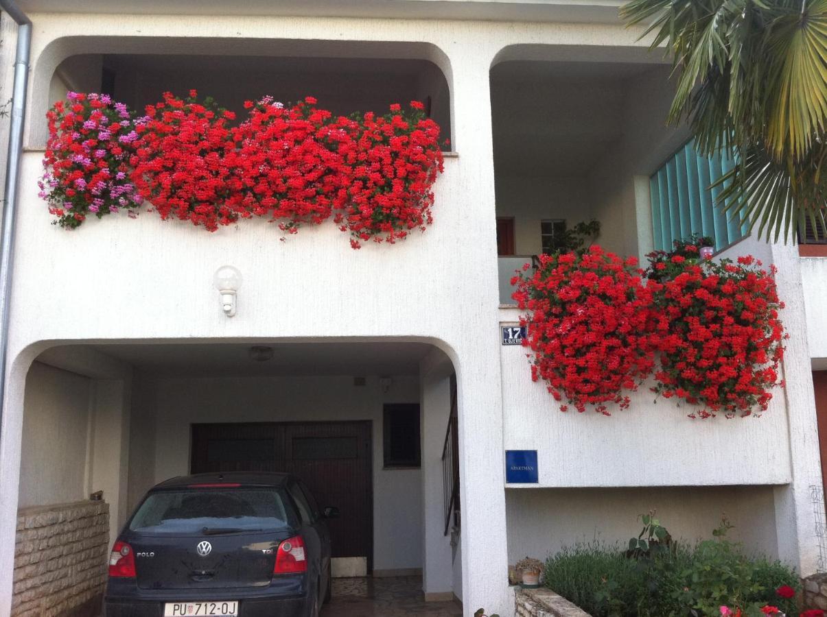 Apartman Ornela Porec Ngoại thất bức ảnh